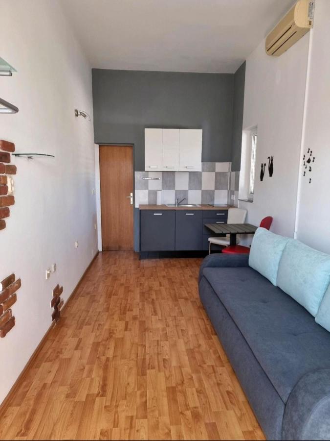 Ferienwohnung Frida Pula Exterior foto