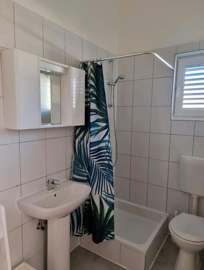 Ferienwohnung Frida Pula Exterior foto